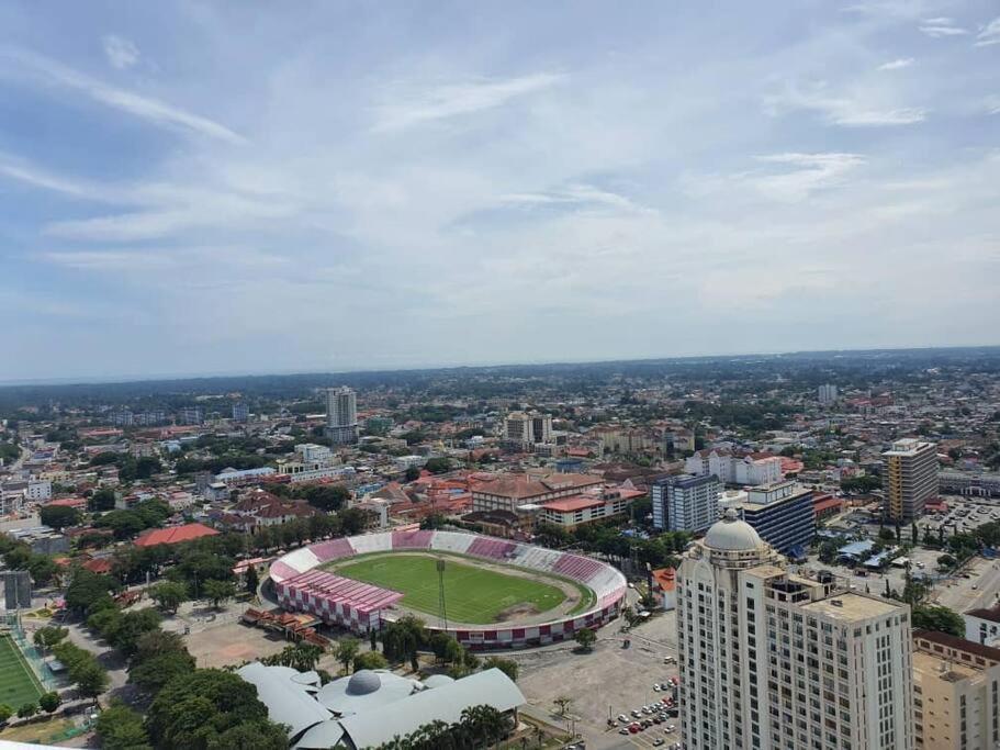 Nice Stay In Heart Of Kota Bharu@Troika,Free Wifi. エクステリア 写真